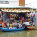 floating shop (640x480)